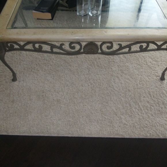 Furniture - Picture 7 of 7